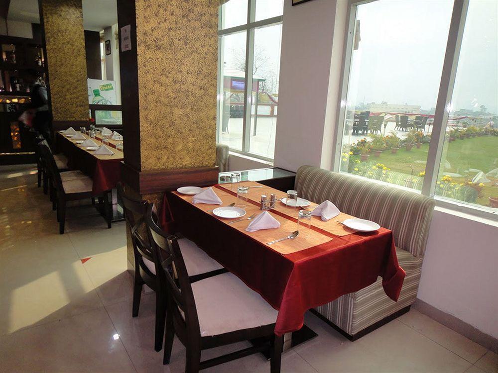 桔子酒店 Baddi 外观 照片